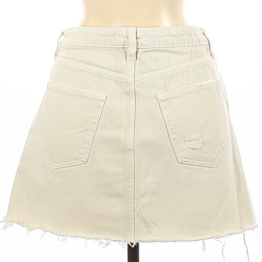 We the Free 29 ivory BOHO distressed button fly fringe hem denim jean mini skirt